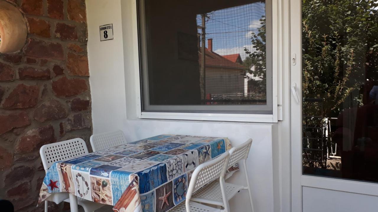 Clara Apartman Keszthely Bagian luar foto