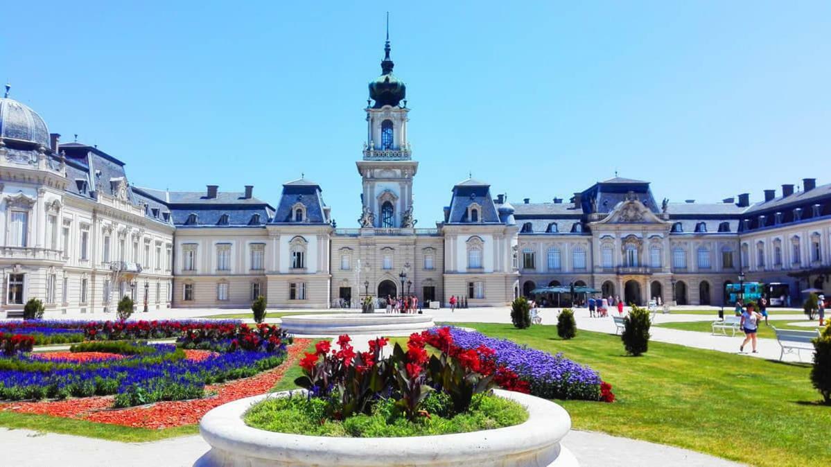 Clara Apartman Keszthely Bagian luar foto