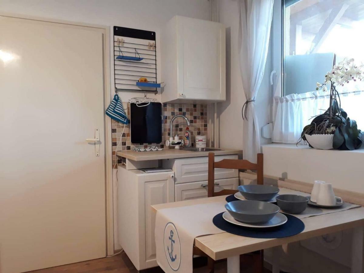 Clara Apartman Keszthely Bagian luar foto